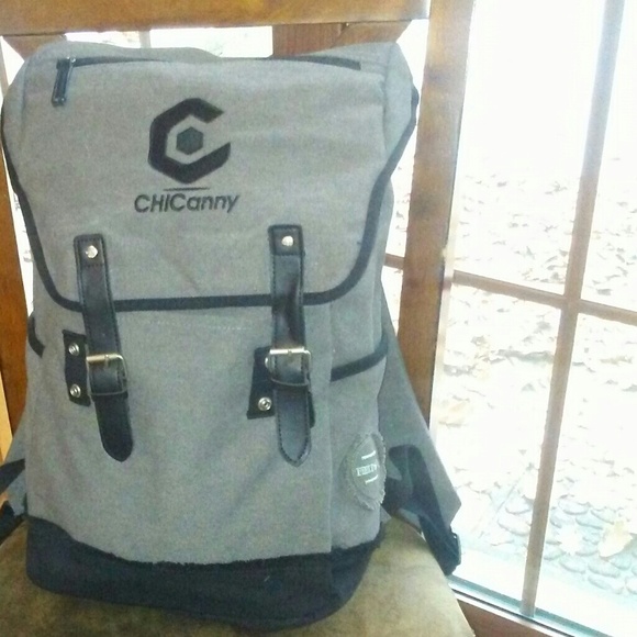 CHICanny Computer Backpack - Picture 3 of 8
